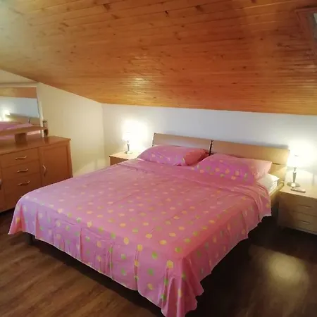 Apartman Ana *